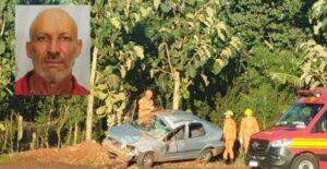 Carro sai da pista, bate em árvore e motorista morre em rodovia no MS