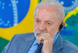 Reprovação do governo Lula segue nas alturas: 55%