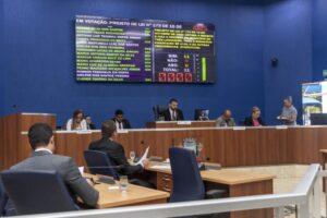 Vereadores aprovam LOA que tem previsão de orçamento de R$ 1,48 bilhão para 2026