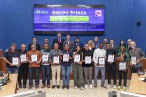 Câmara entrega diplomas de Mérito Esportivo Ruth Roberta de Souza