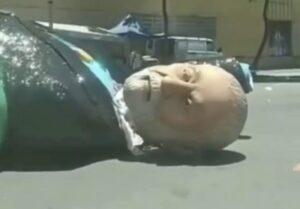 TSE se omite, e juízes do Carnaval rebaixam escola paga para fazer propaganda de Lula