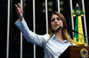 Senadora criticada por debochar da saúde de Bolsonaro