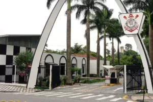 Corinthians faz acordo para pagar dívida bilionária de quase 20 anos