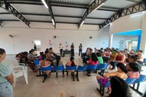 CRAS Ruth Filgueiras promove oficina com famílias e divulga programa estadual