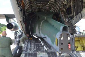 Helicóptero H-60 Black Hawk da FAB é enviado aos Estados Unidos para processo de modernização