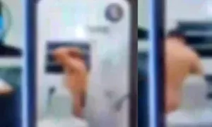 Professor aparece nu em reunião on-line com alunos e reitora da UFMT. Vídeo