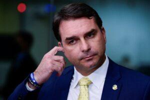 Áudios fazem sangrar candidatura de Flávio Bolsonaro