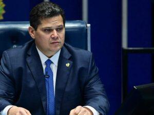 PF indicia suplente de Alcolumbre flagrado com dinheiro vivo