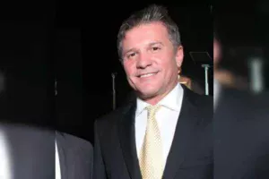 Caso Master: pai de Daniel Vorcaro tem surto em presídio de MG