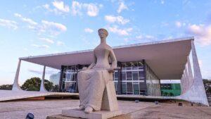 STF avalia assumir funções próprias do TSE durante campanha eleitoral