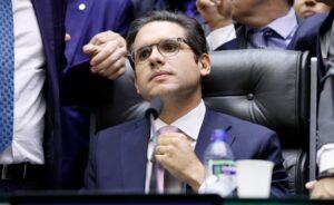 PF quer saber o que ligou Vorcaro a Hugo Motta