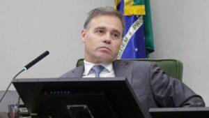 Mendonça retira cautelar do irmão de Ciro Nogueira