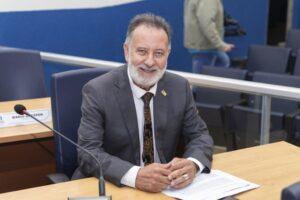 Daniel da Farmácia indica faixa elevada e melhorias em ruas