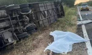 Acidente com ônibus de delegação esportiva deixa sete mortos no Ceará