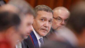 Nunes Marques manda Meta guardar dados de anúncios contra Flávio