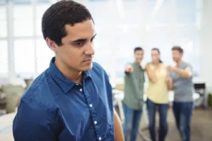 Por que a inveja é uma emoção humana, e não apenas um defeito moral