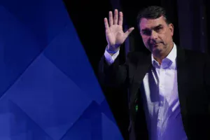 Flávio estava no Brasil na época da “Noite das Astronautas” em NY