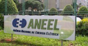 Conta de luz segue mais cara e pesa no bolso dos brasileiros em agosto