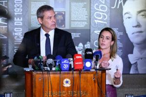 Lindbergh e Soraya silenciam diante de denúncia de suposta armação contra Gaspar