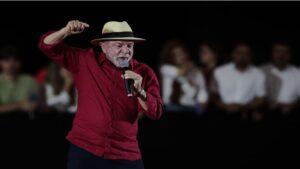 ‘Enquanto eu viver, a extrema direita não voltará a governar este país’, diz Lula em convenção do PT no Ceará