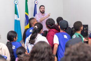 Câmara recebe alunos da EM Elaine de Sá para Visita Guiada