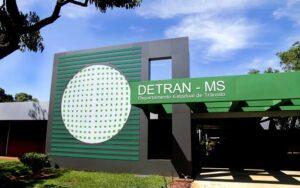 Detran-MS dá prazo de 10 dias para donos retirarem veículos apreendidos antes do leilão