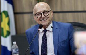Com 69,6% de aprovação, Pivetta lidera pesquisa para ser reeleito no MT