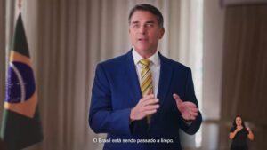 Flávio volta a aparecer à frente de Lula em mais uma pesquisa nacional
