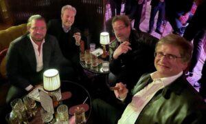 Flávio sobre foto de Gonet com charuto e Vorcaro: “Rindo na cara do povo sofrido”