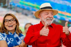 Lula e Janja almoçam com humorista Paulo Vieira após desfile do 7/9
