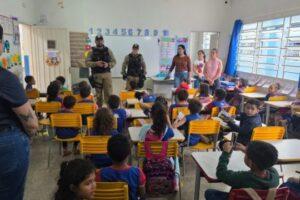 DEPTRAN leva ações educativas a escolas e vias de Três Lagoas durante Semana Nacional de Trânsito