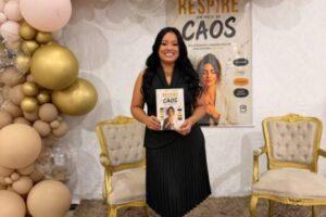 Coautora três-lagoense promove tarde de autógrafos do livro “Respire em Meio ao Caos”