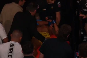 UFC atualiza estado de Raoni Barcelos após ser retirado de maca do octógono