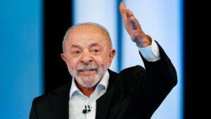 Lula fala em ‘acabar com a polícia’, ao criticar milícia durante debate