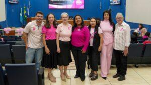 “Cabelo maluco” invade Câmara com alunos da EM Gentil Montalvão